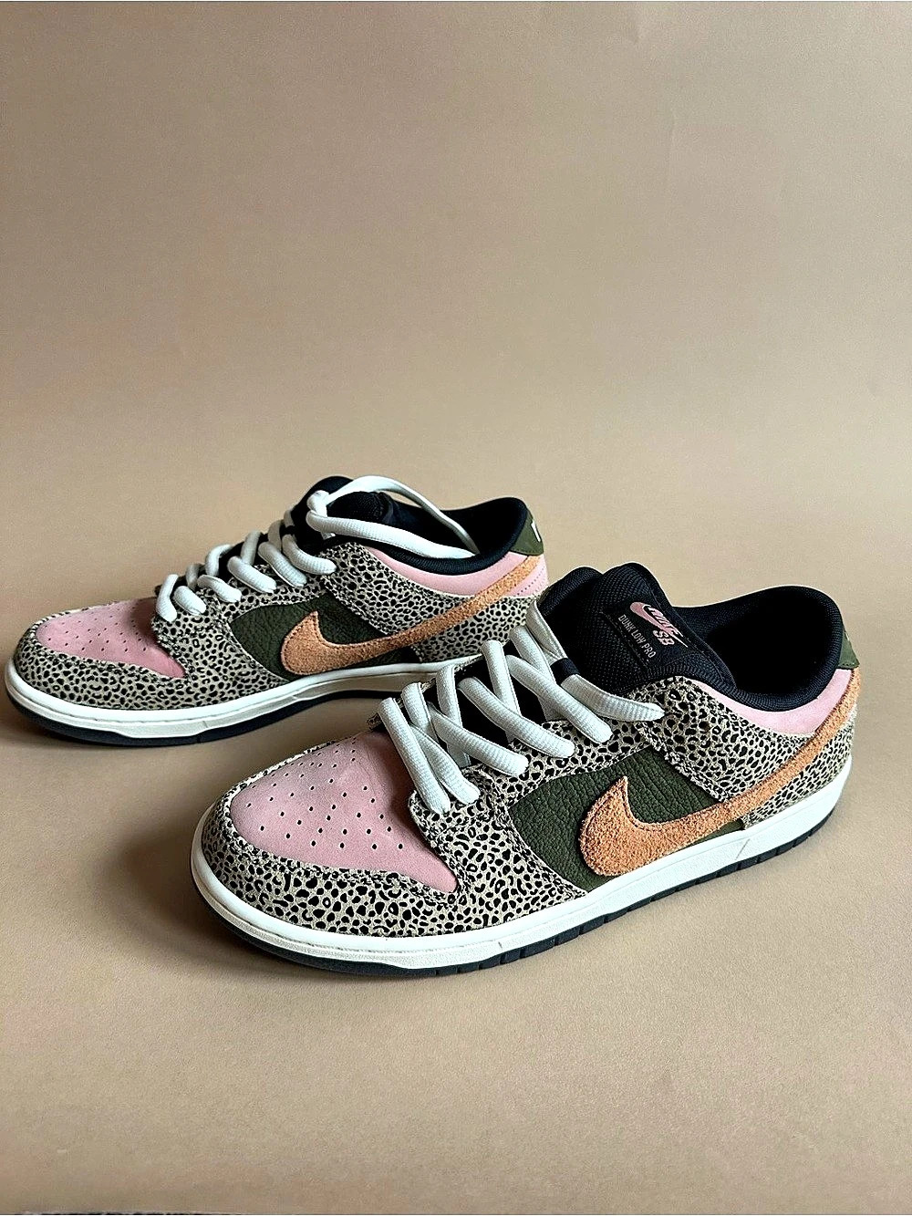 Arts-Rec x Nike SB Dunk Low Pro Safari Pink | Men’s 10.5 Like New OG Box EUC - Picture 4 of 16